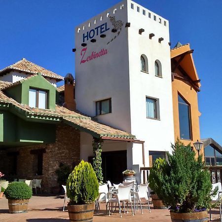 Hotel Zerbinetta Dílar Exterior photo